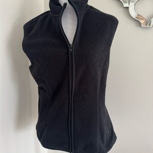 GAP Black and Gray Fleece Vest